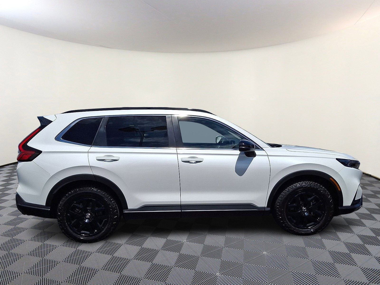 Used 2025 Honda CR-V Sport-L image 8