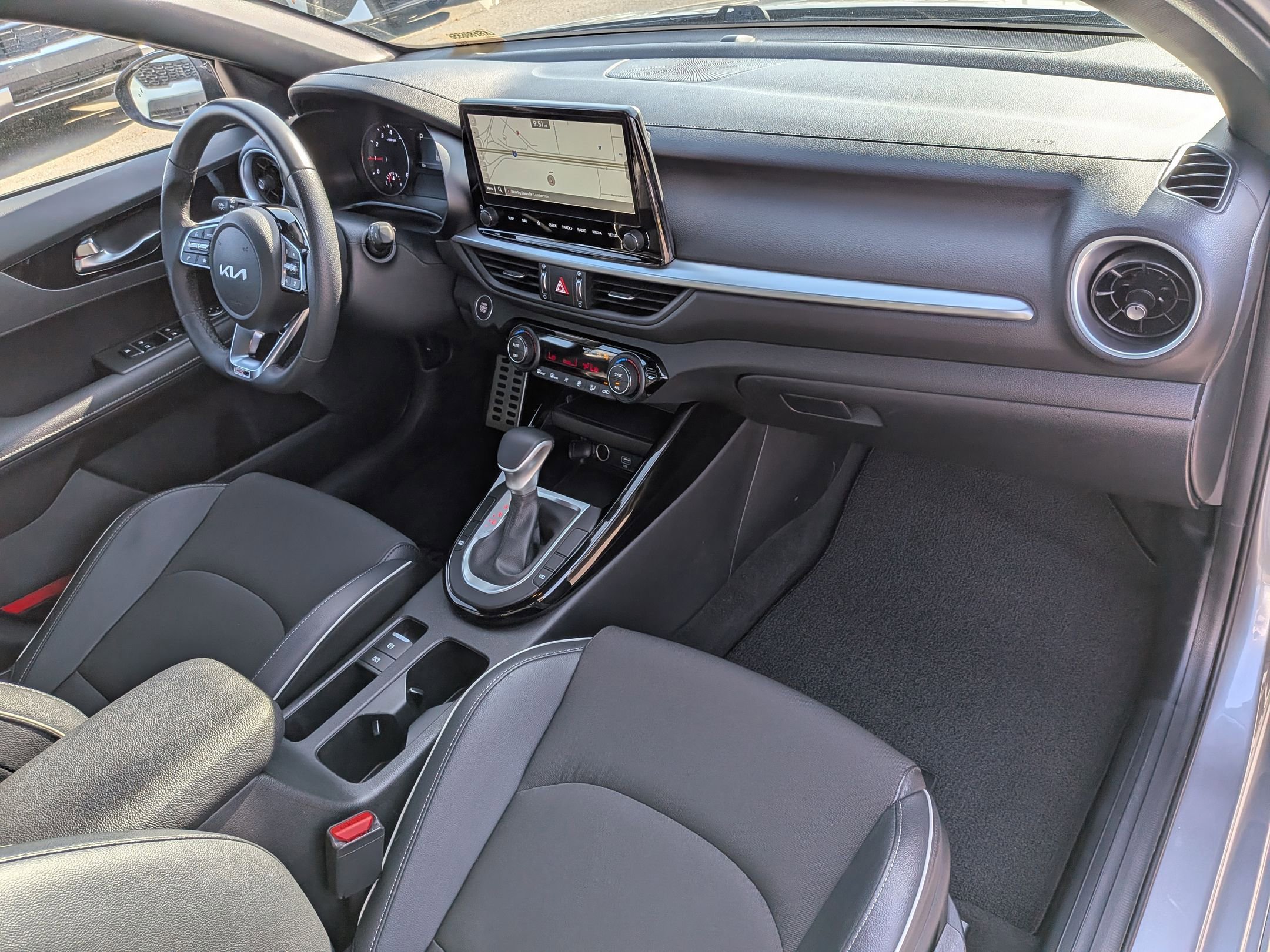 Used 2024 Kia Forte GT-Line FWD image 37