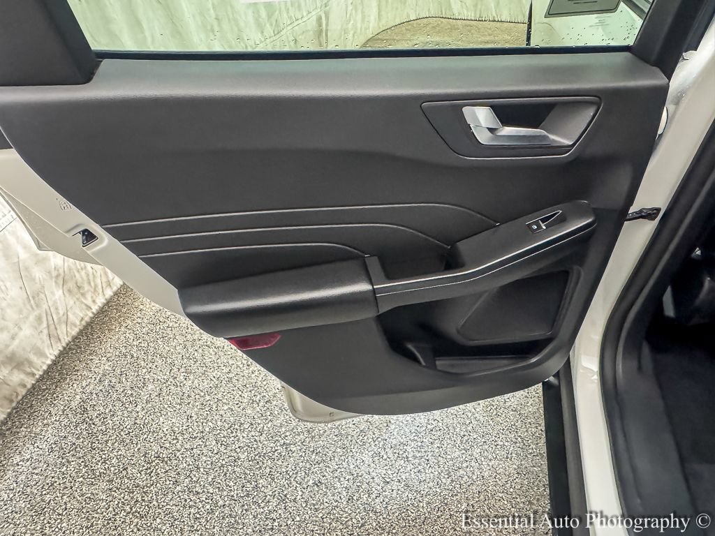 Used 2023 Ford Escape ST-Line w/ Tech Pack #1 AWD/4WD image 21