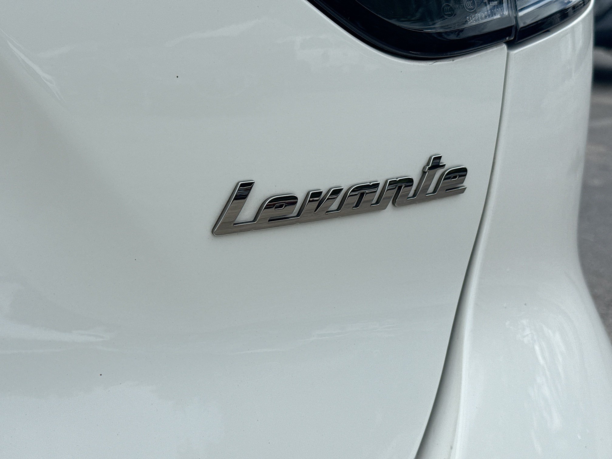 Used 2022 Maserati Levante GT AWD/4WD image 11