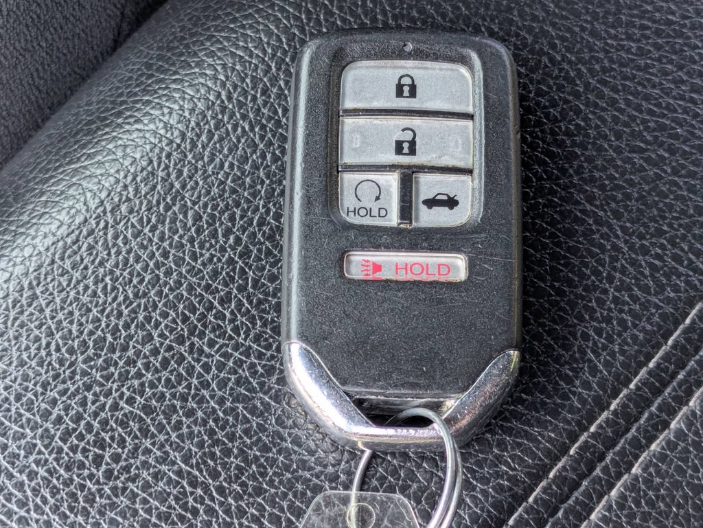 Used 2017 Honda Accord EX image 27