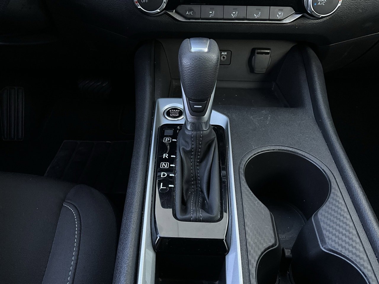 Used 2025 Nissan Altima 2.5 SV image 23