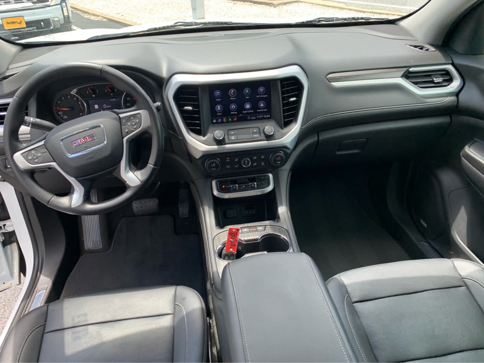 Used 2020 GMC Acadia SLT FWD image 10