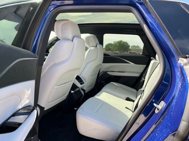Used 2024 Cadillac Lyriq Luxury RWD image 12