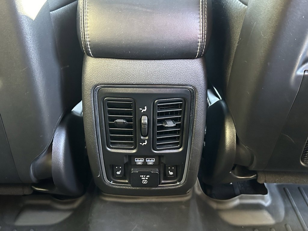 Used 2017 Jeep Grand Cherokee Overland image 18