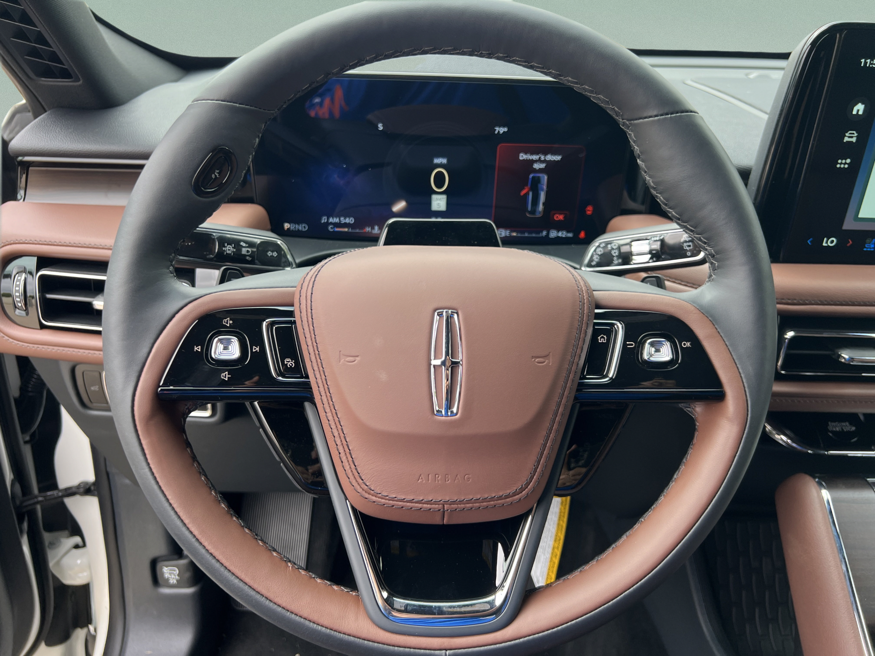 New 2026 Lincoln Aviator Reserve AWD/4WD image 12