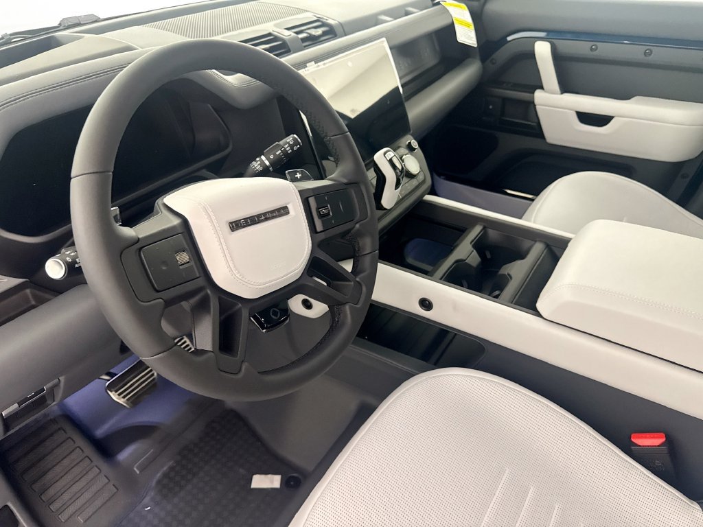 New 2026 Land Rover Defender 110 OCTA AWD/4WD image 9