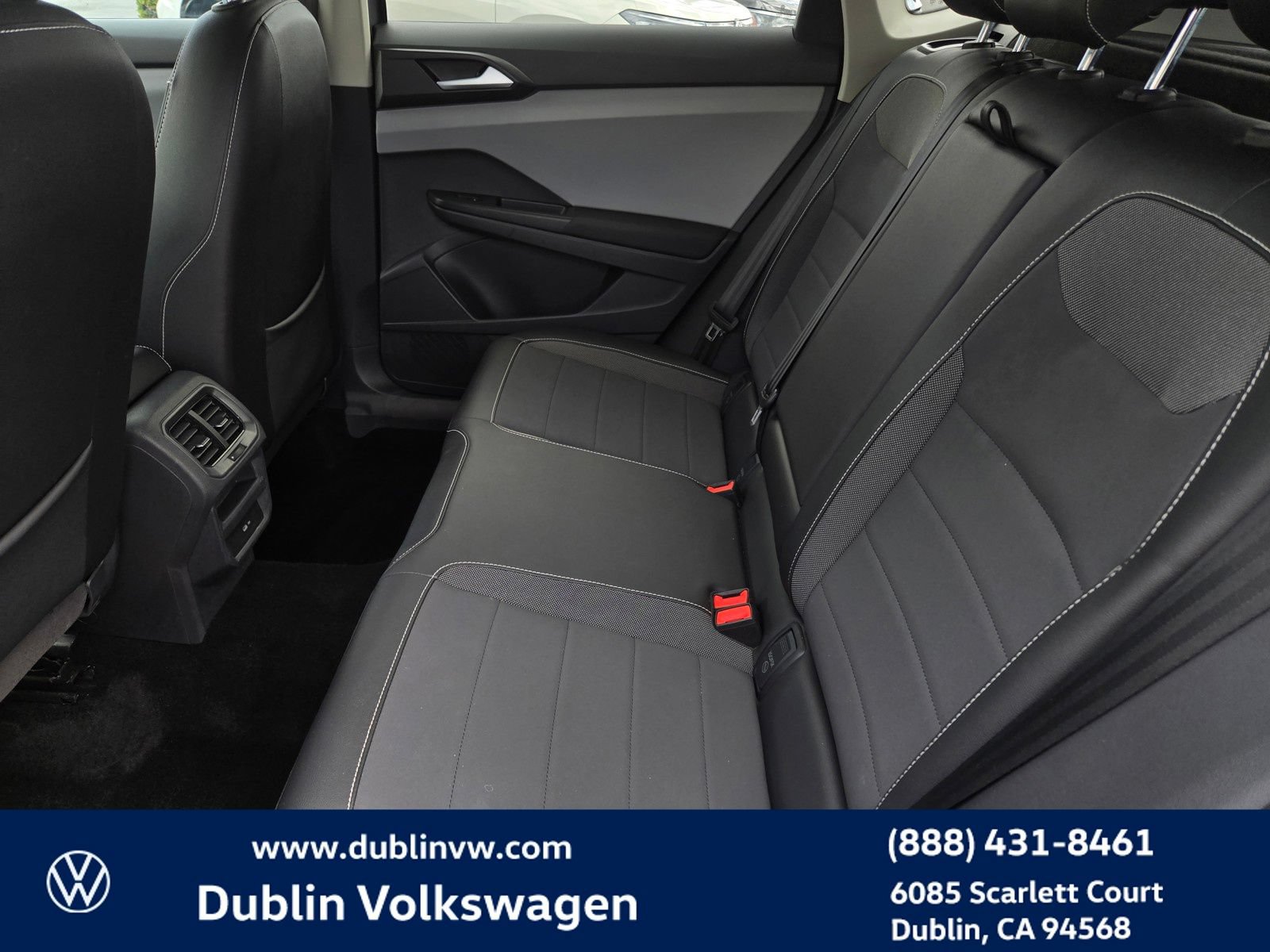 Certified 2023 Volkswagen Taos SE w/ Panoramic Sunroof Package FWD image 12