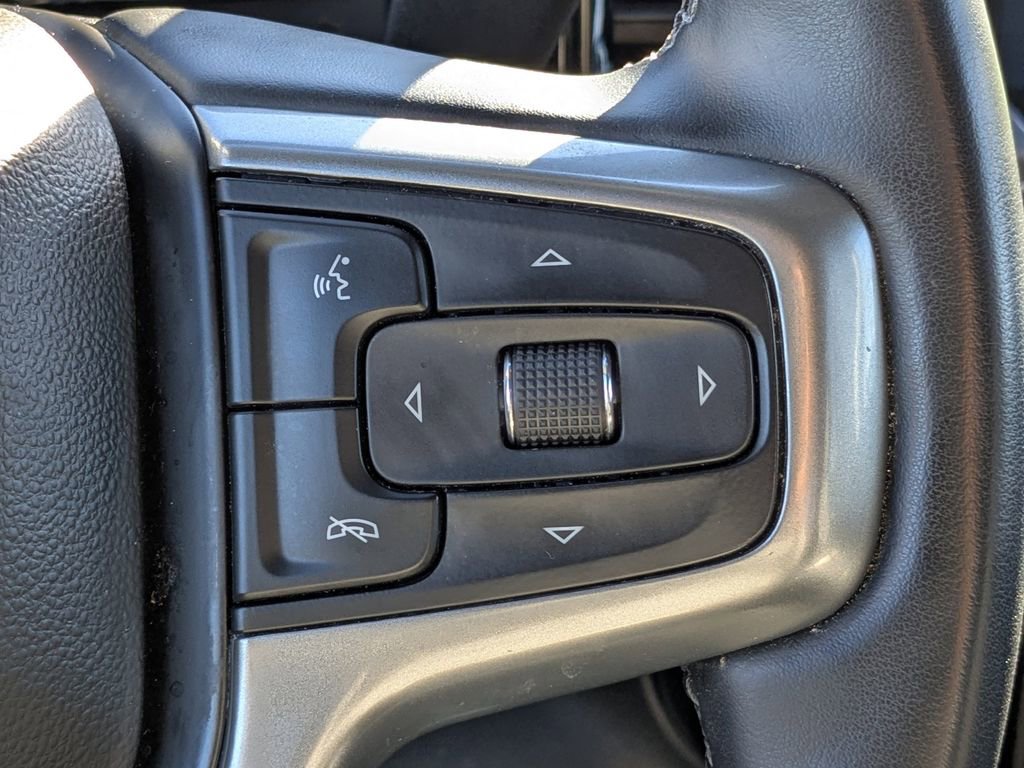 Used 2025 Chevrolet Silverado 1500 LT image 27