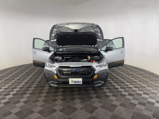 Used 2025 Subaru Crosstrek 2.5i Wilderness w/ Crosstrek Mirror Package AWD/4WD image 15