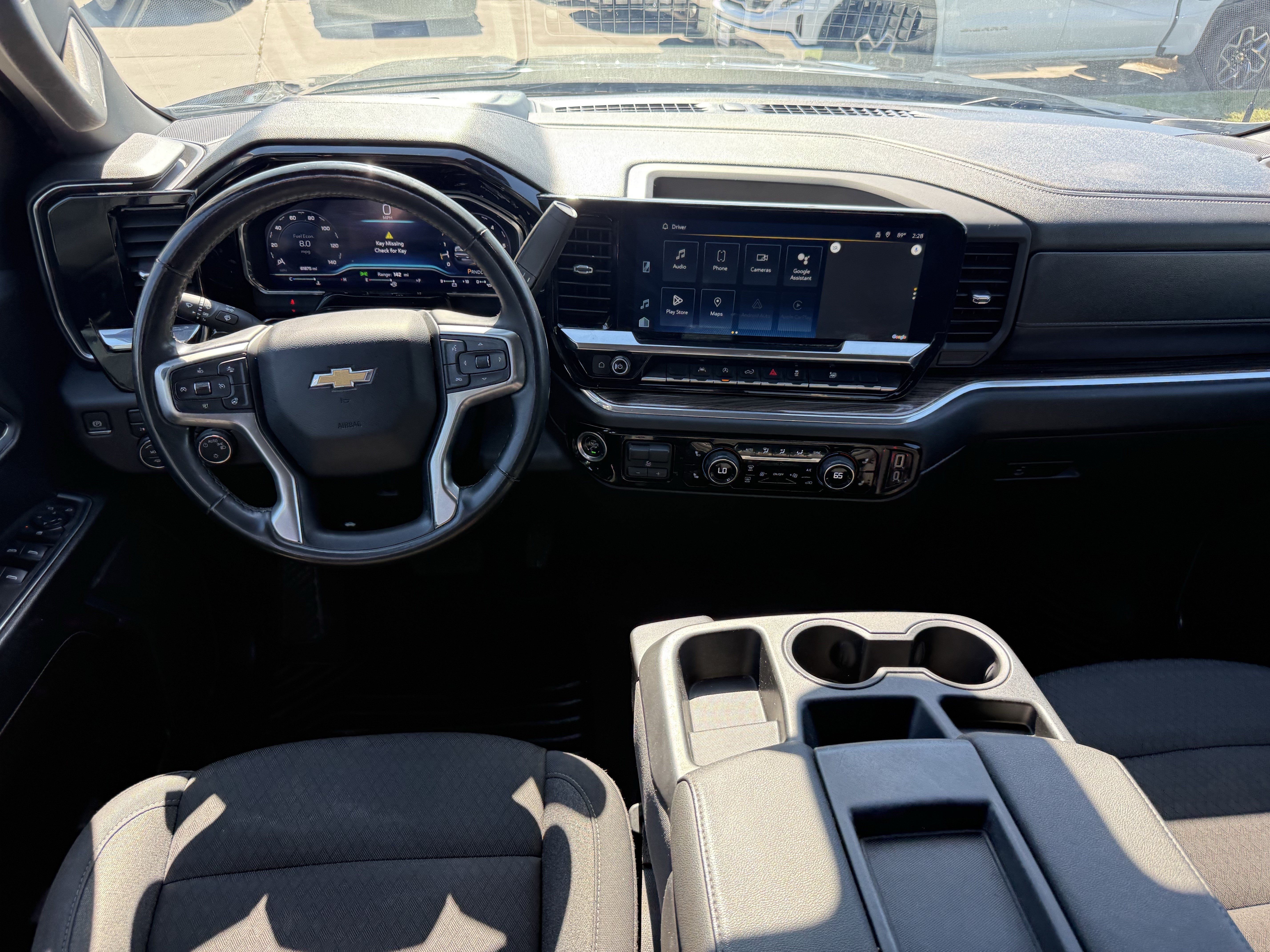 Used 2025 Chevrolet Silverado 1500 LT AWD/4WD image 13