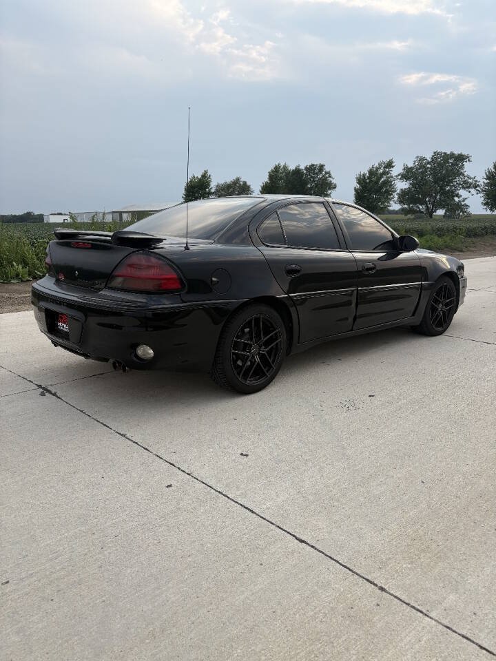 Used 2004 Pontiac Grand Am GT FWD image 4