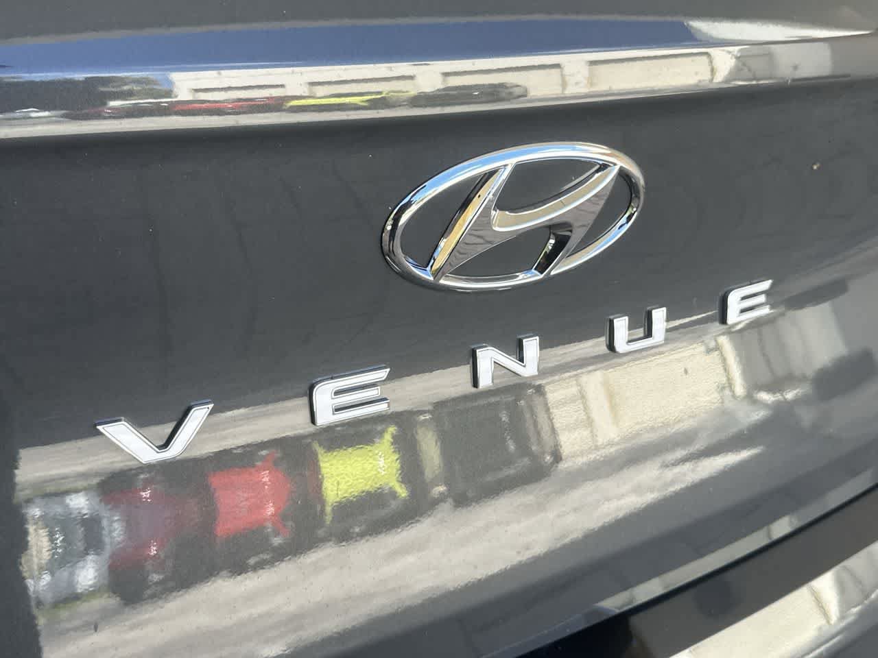 New 2026 Hyundai Venue SEL FWD image 10