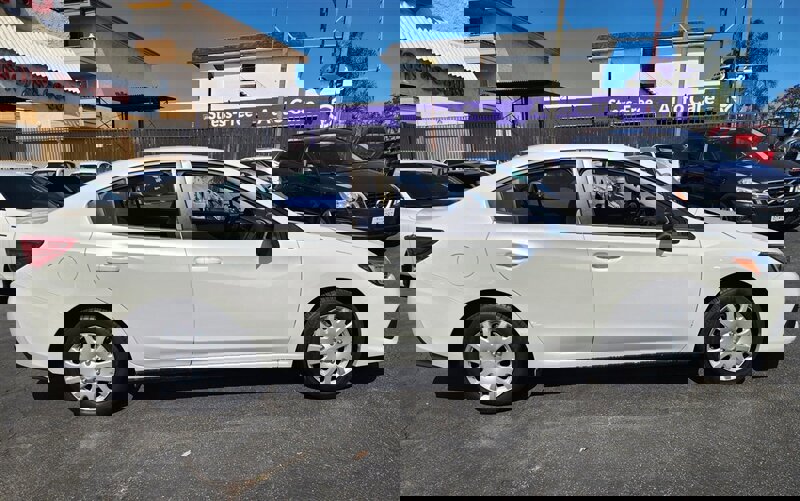 Used 2020 Subaru Impreza 2.0i image 4