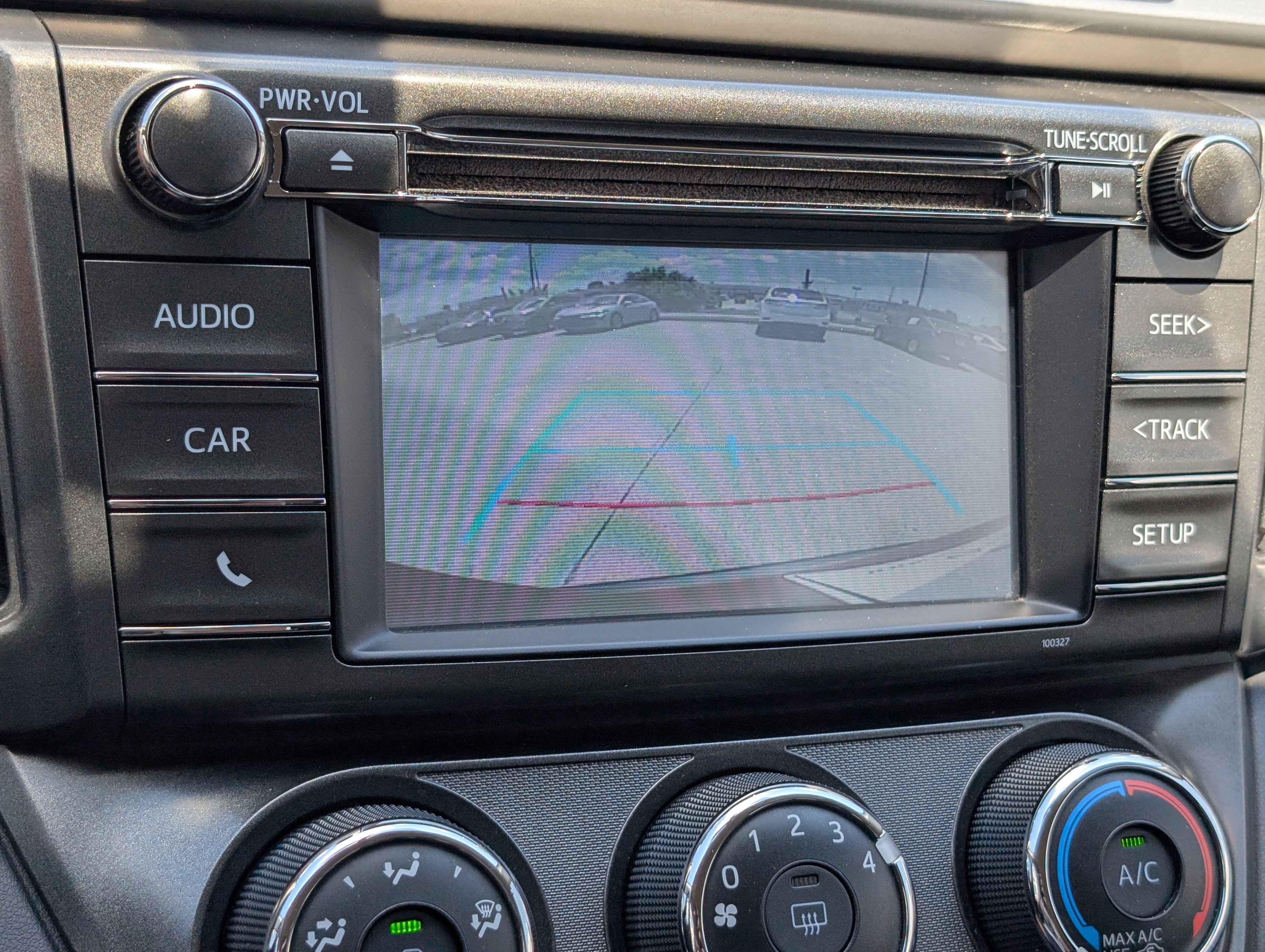 Used 2015 Toyota RAV4 LE FWD image 19
