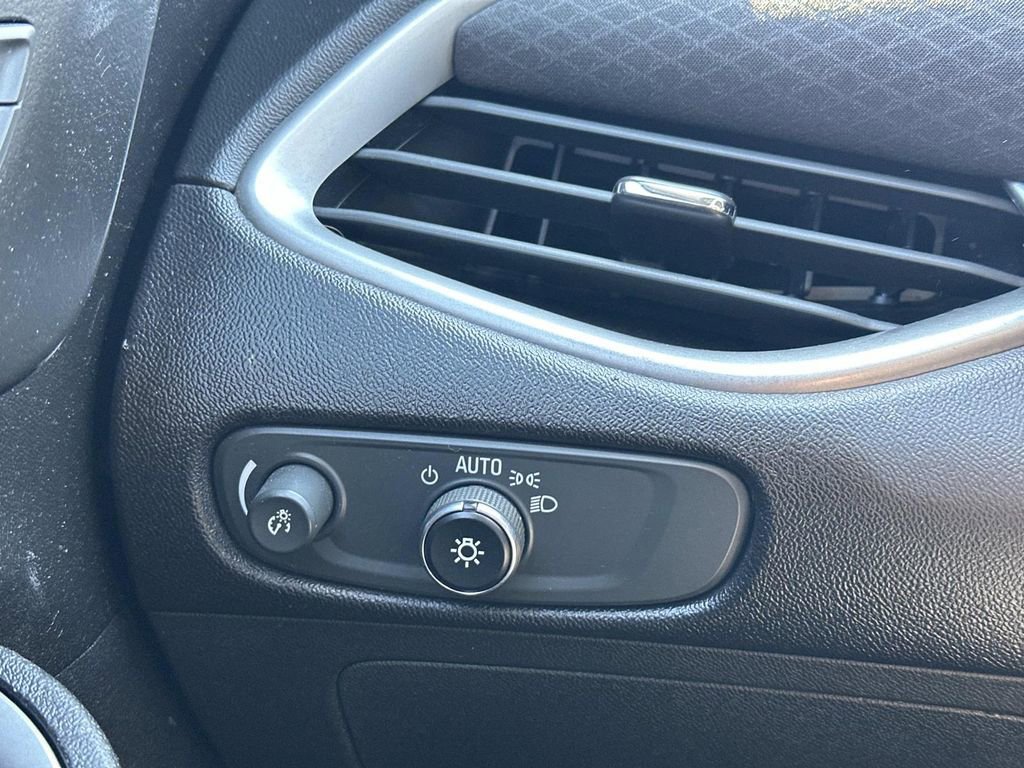 Used 2019 Chevrolet Malibu LS image 26