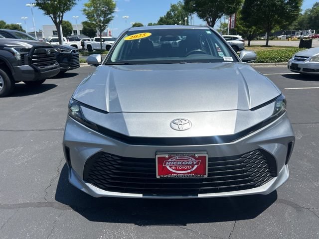 Used 2025 Toyota Camry LE FWD image 2