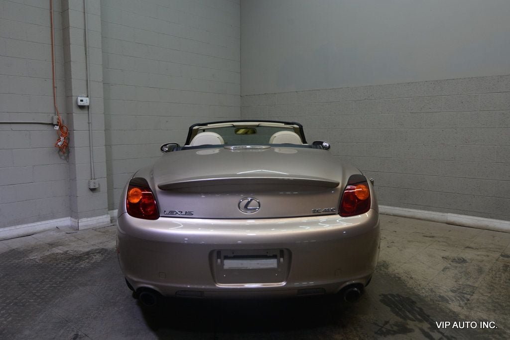 Used 2004 Lexus SC 430 Convertible RWD image 14