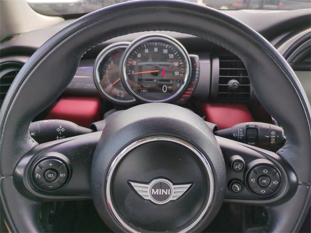 Used 2014 MINI Cooper 2-Door Hardtop image 29