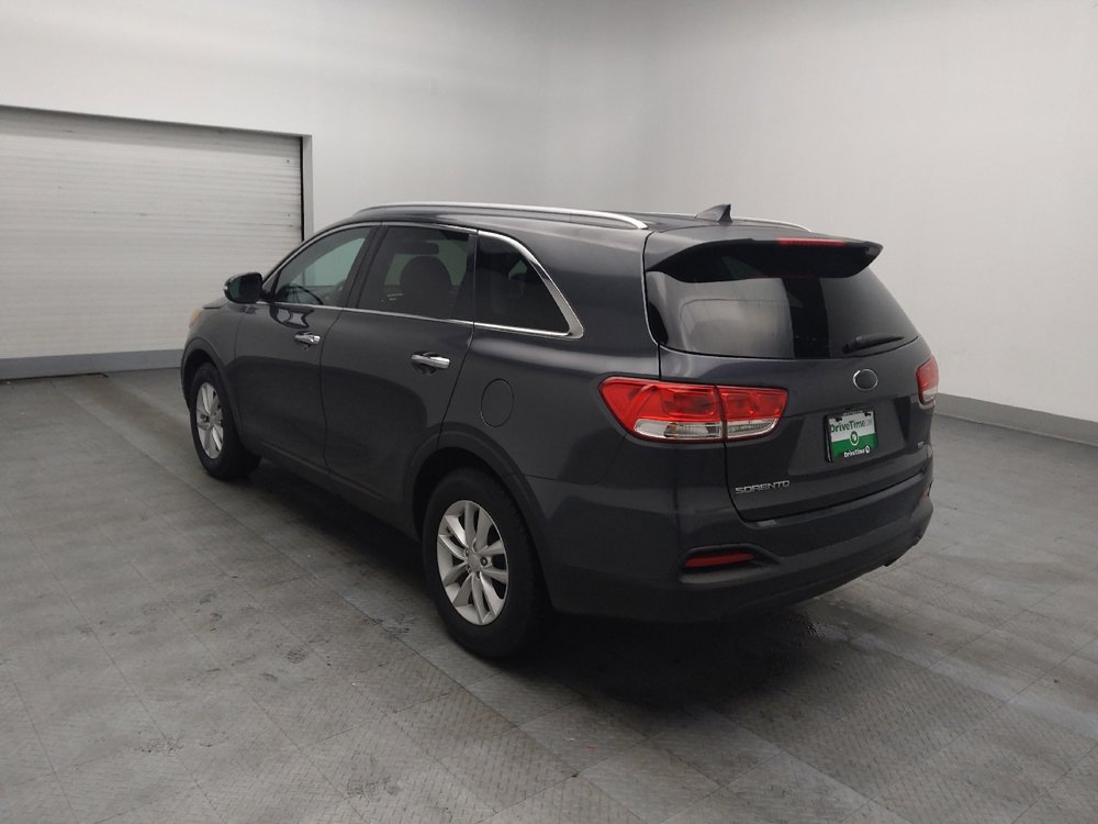 Used 2018 Kia Sorento LX image 5