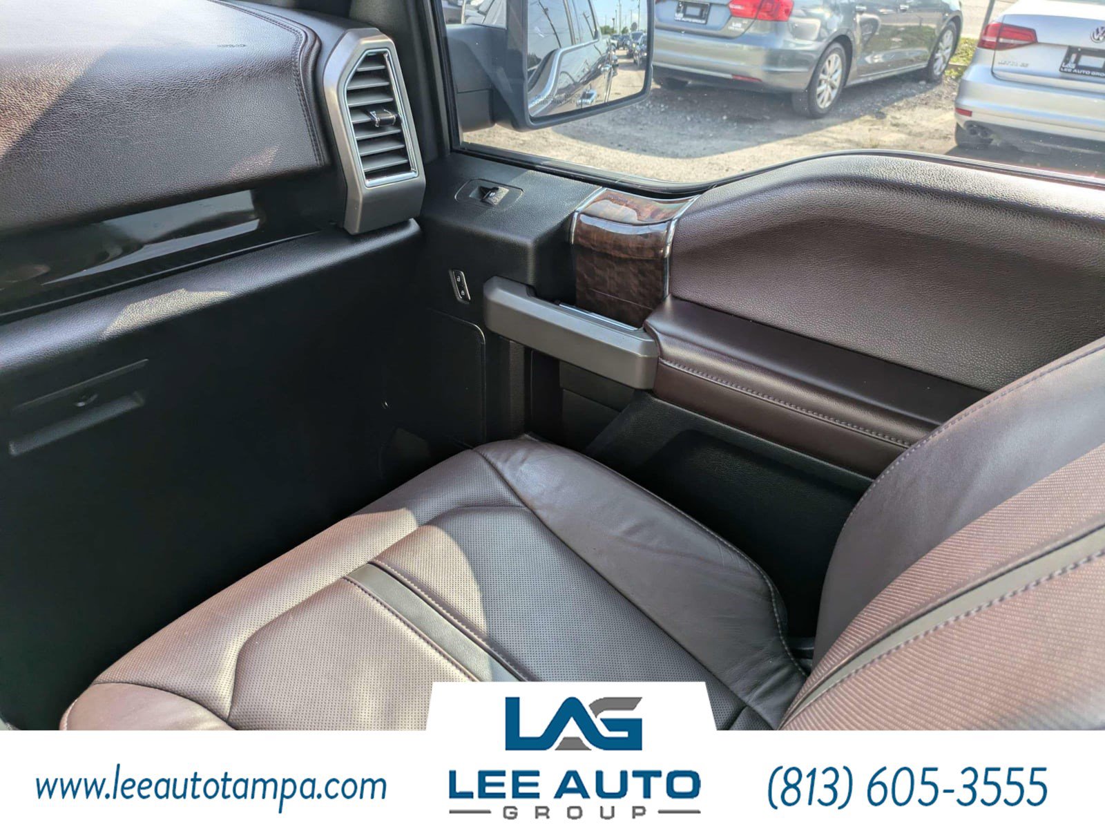Used 2015 Ford F150 Platinum w/ Equipment Group 701A Luxury RWD image 16