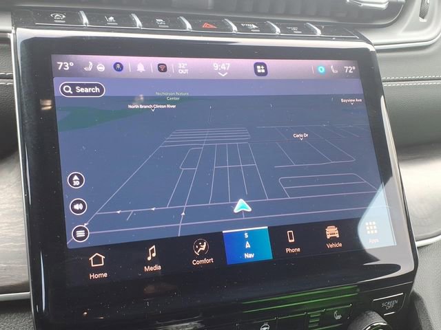 Certified 2025 Jeep Grand Cherokee Limited w/ Black Appearance Package image 15