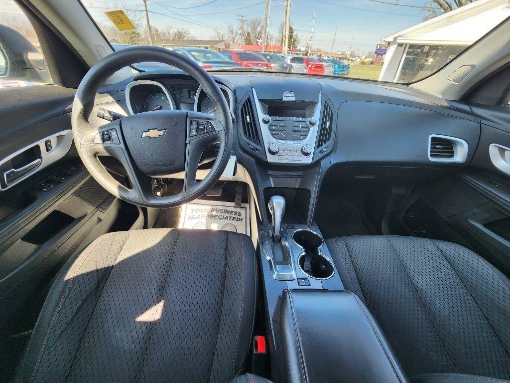 Used 2015 Chevrolet Equinox LS FWD image 11