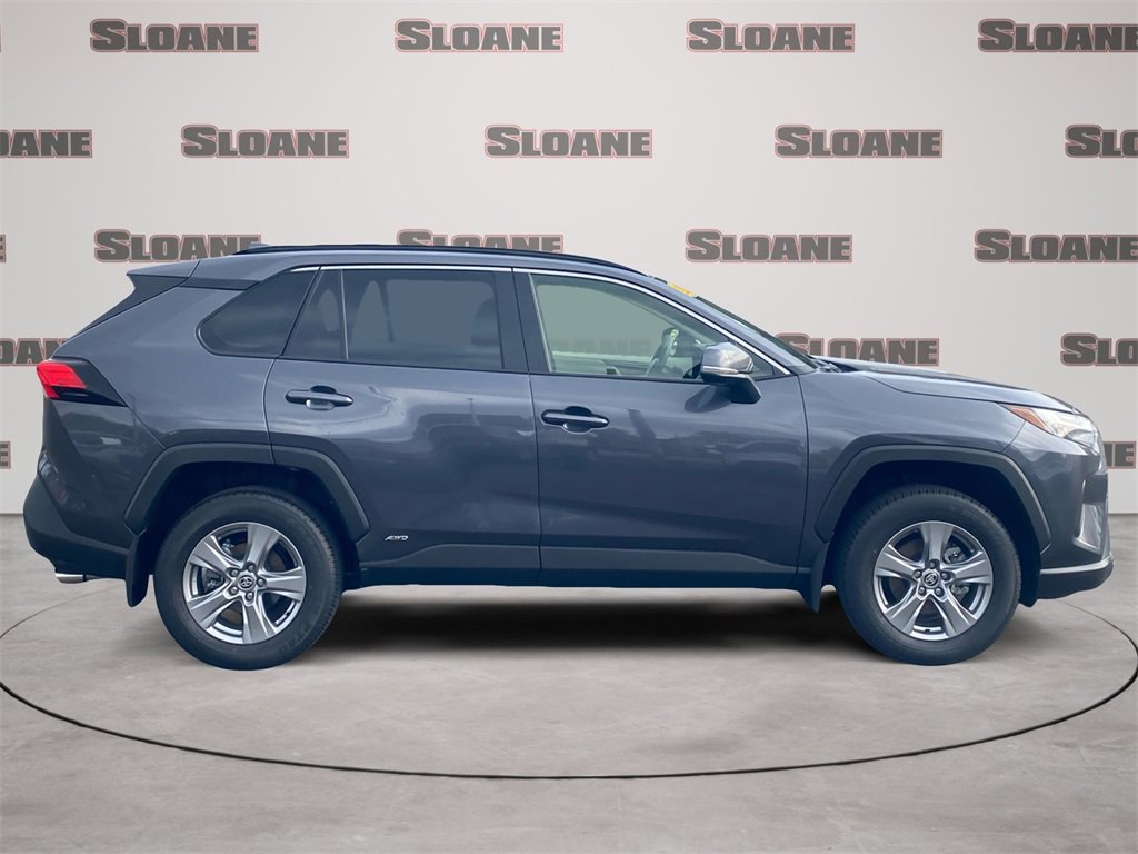 Used 2025 Toyota RAV4 XLE image 6