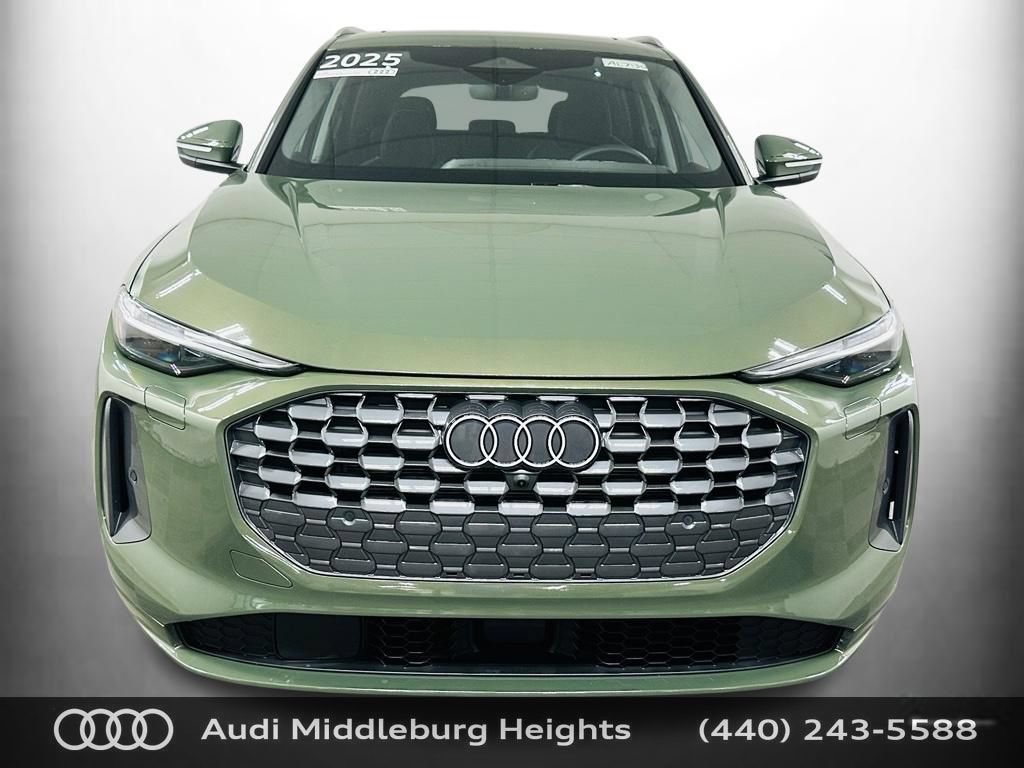 Certified 2025 Audi Q5 Premium w/ Premium Plus AWD/4WD image 2
