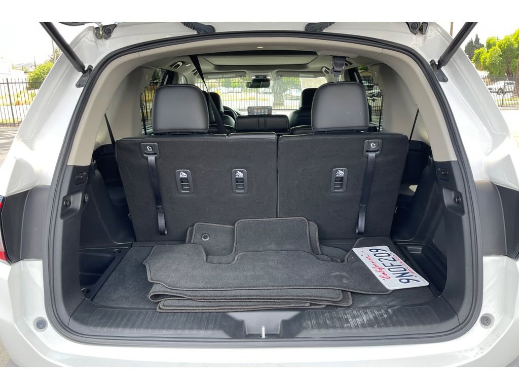 Certified 2025 Honda Pilot Elite image 17