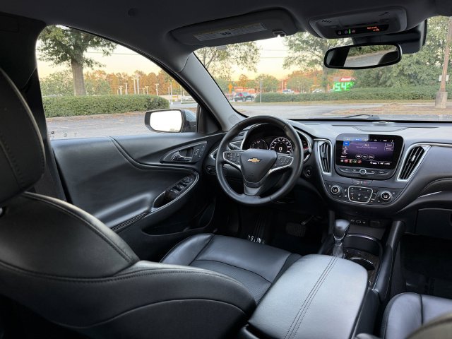 Used 2024 Chevrolet Malibu LT FWD image 29