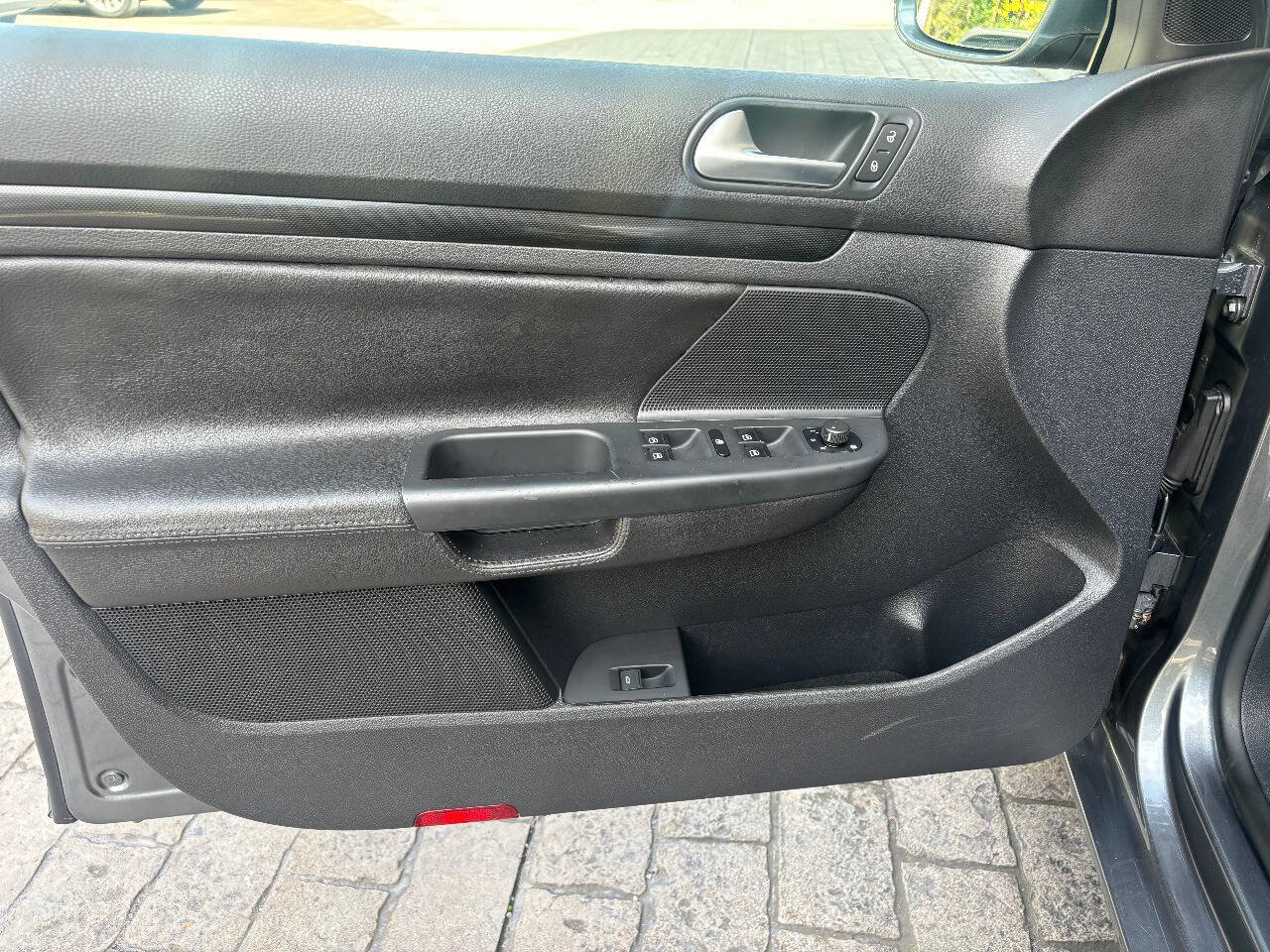 Used 2013 Volkswagen Jetta TDI image 10