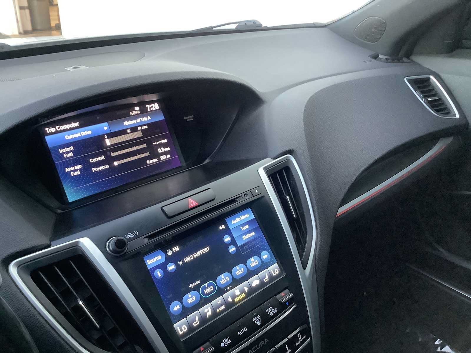 Used 2020 Acura TLX w/ Technology & A-SPEC Package FWD image 17