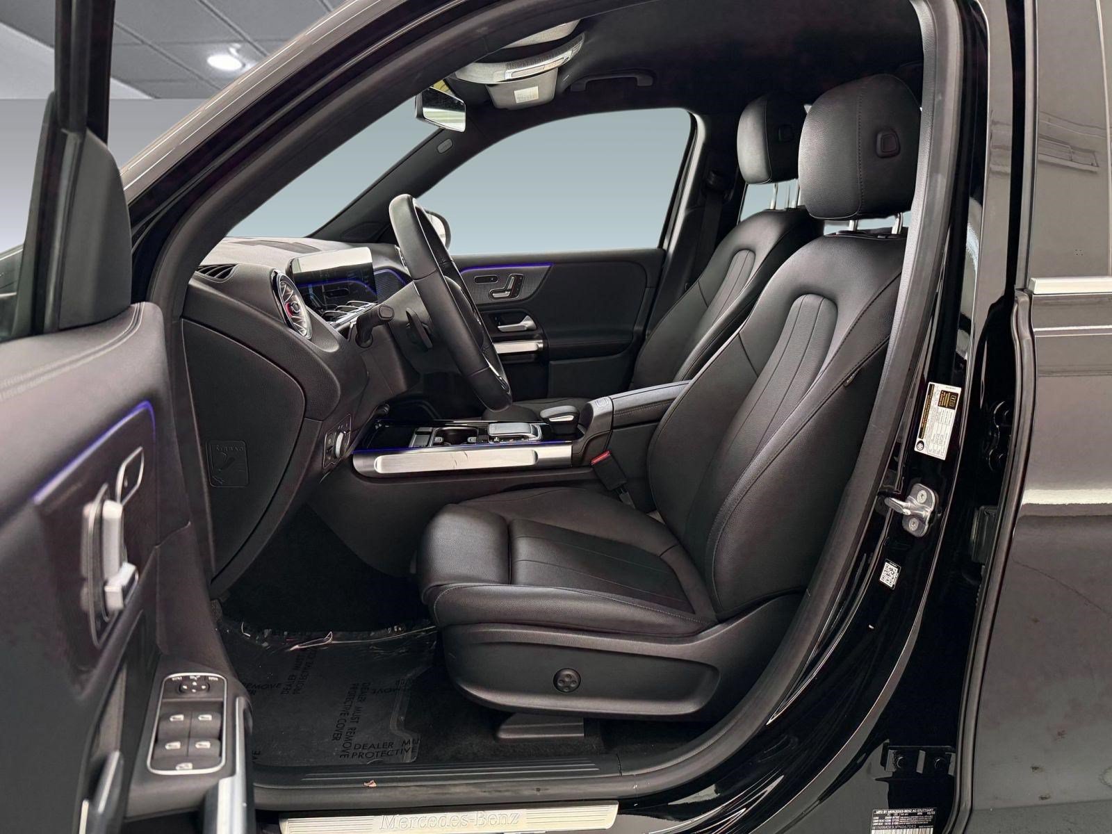 Used 2023 Mercedes-Benz EQB 300 4MATIC image 5