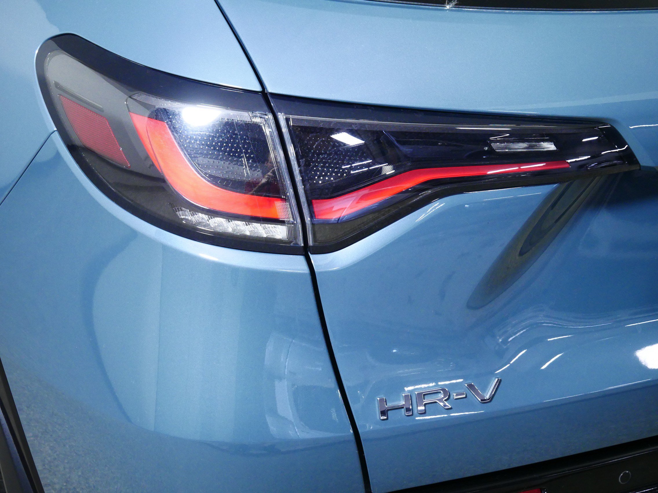 Used 2024 Honda HR-V EX-L image 17