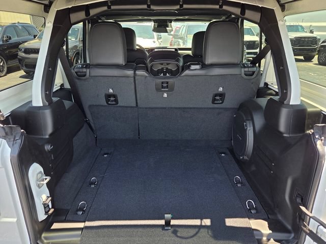 New 2026 Jeep Wrangler Sahara AWD/4WD image 10