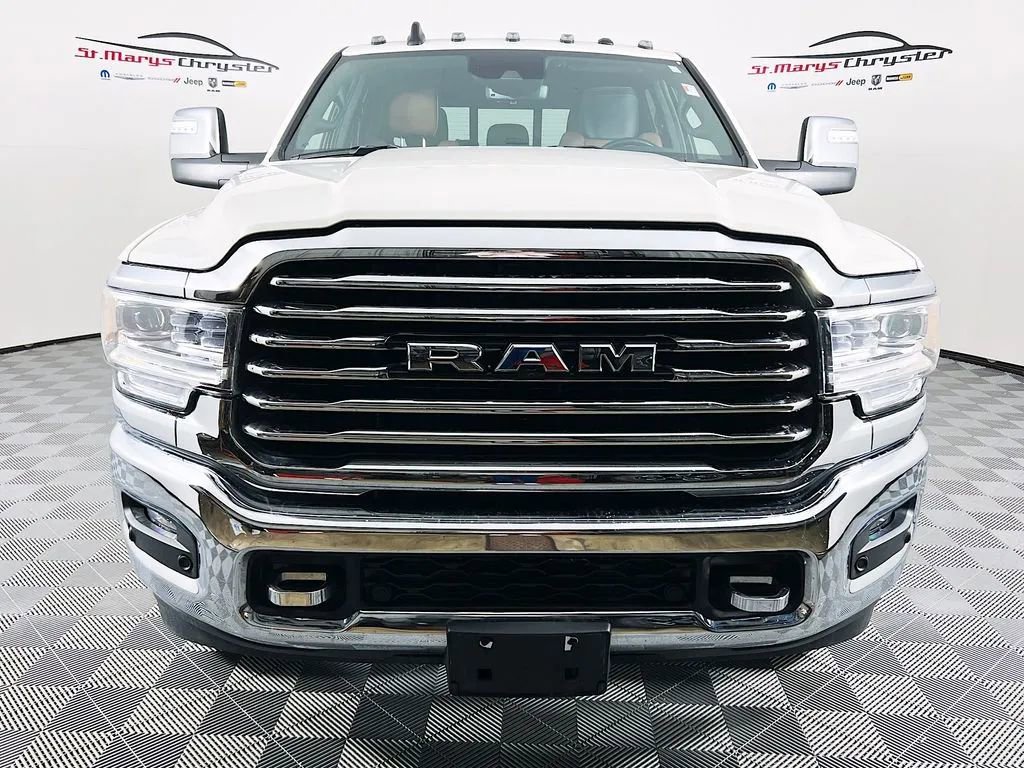 Used 2023 RAM 2500 Limited AWD/4WD image 3