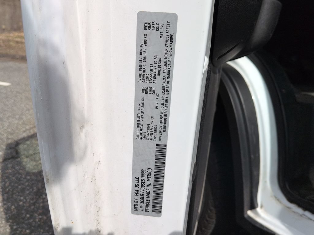 Used 2025 RAM ProMaster 2500 w/ Convenience Group FWD image 27
