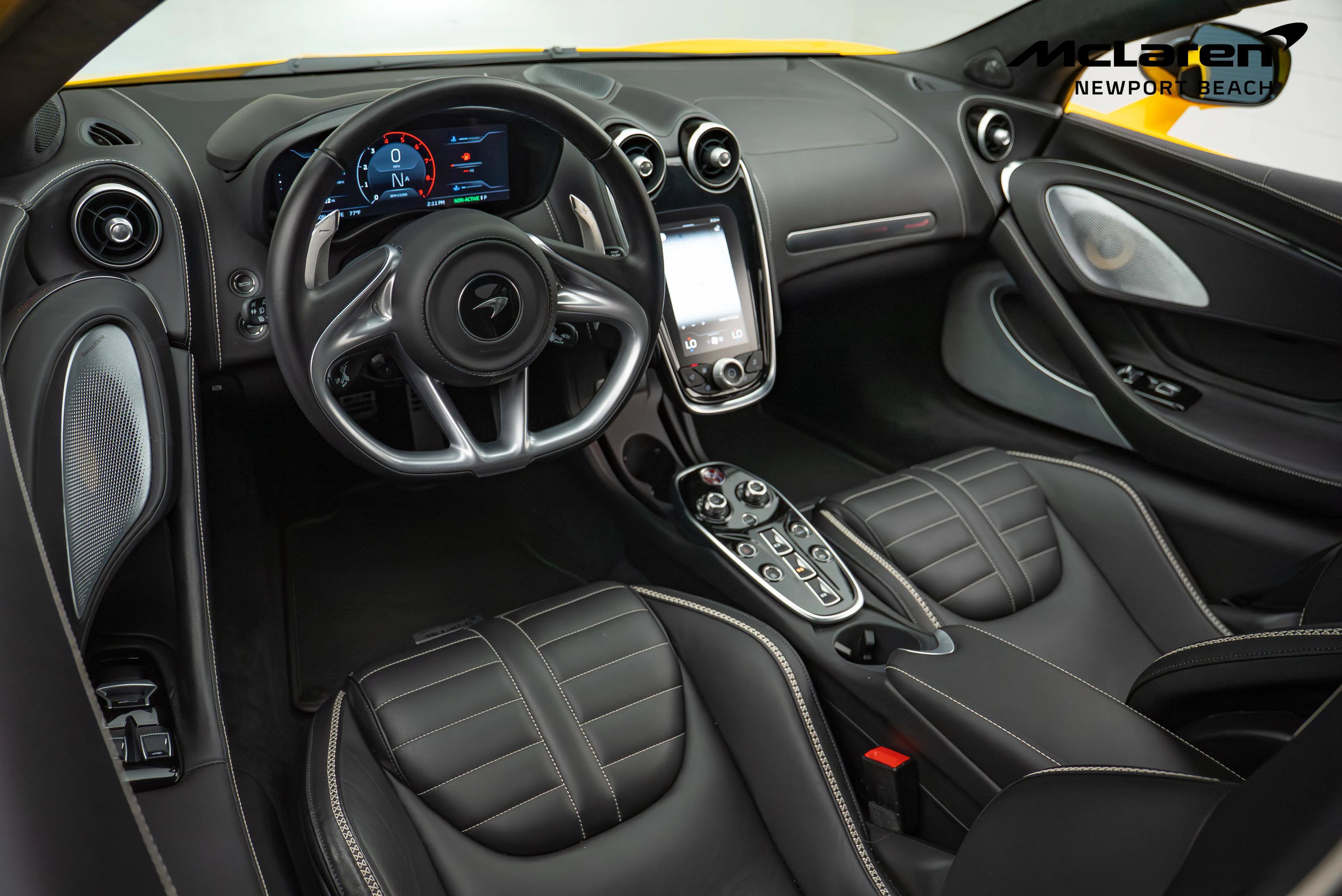 Used 2025 McLaren GTS RWD image 7