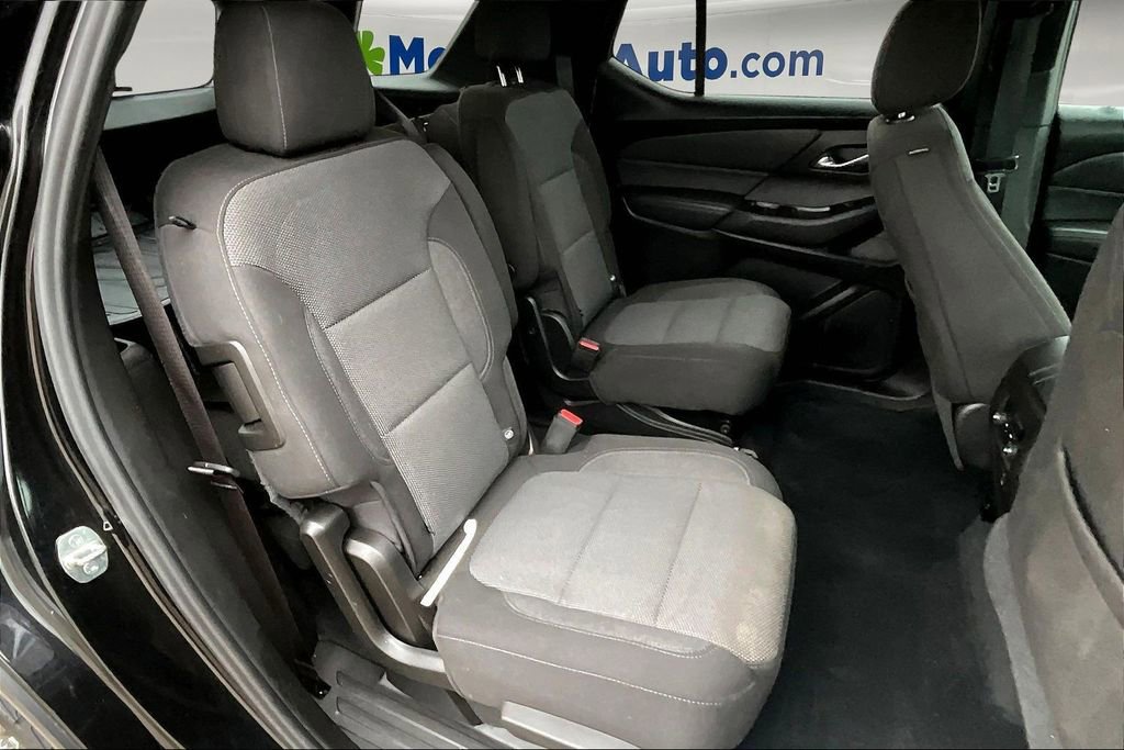 Certified 2023 Chevrolet Traverse LT w/ LPO, Floor Liner Package AWD/4WD image 23