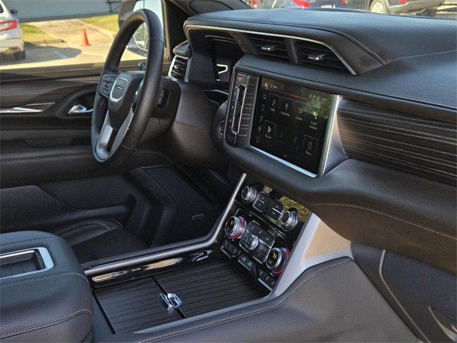Used 2024 GMC Yukon Denali image 38