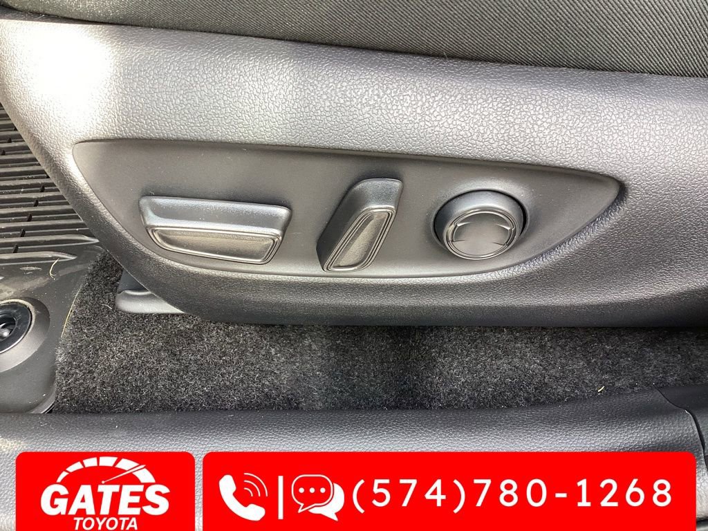 New 2025 Toyota RAV4 XLE w/ Convenience Package image 9