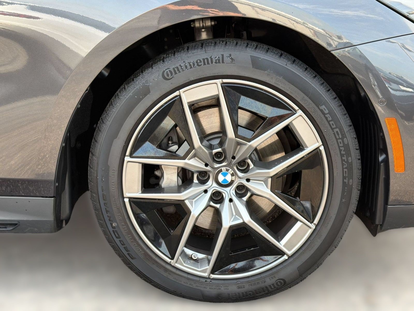 Used 2026 BMW 530i xDrive AWD/4WD image 13