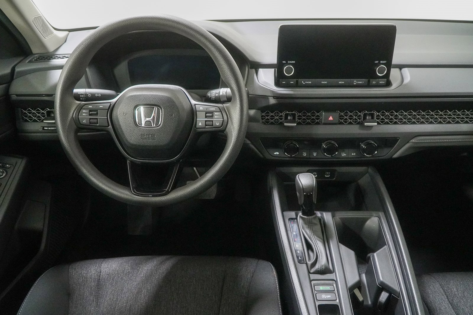 Certified 2025 Honda Accord SE image 22
