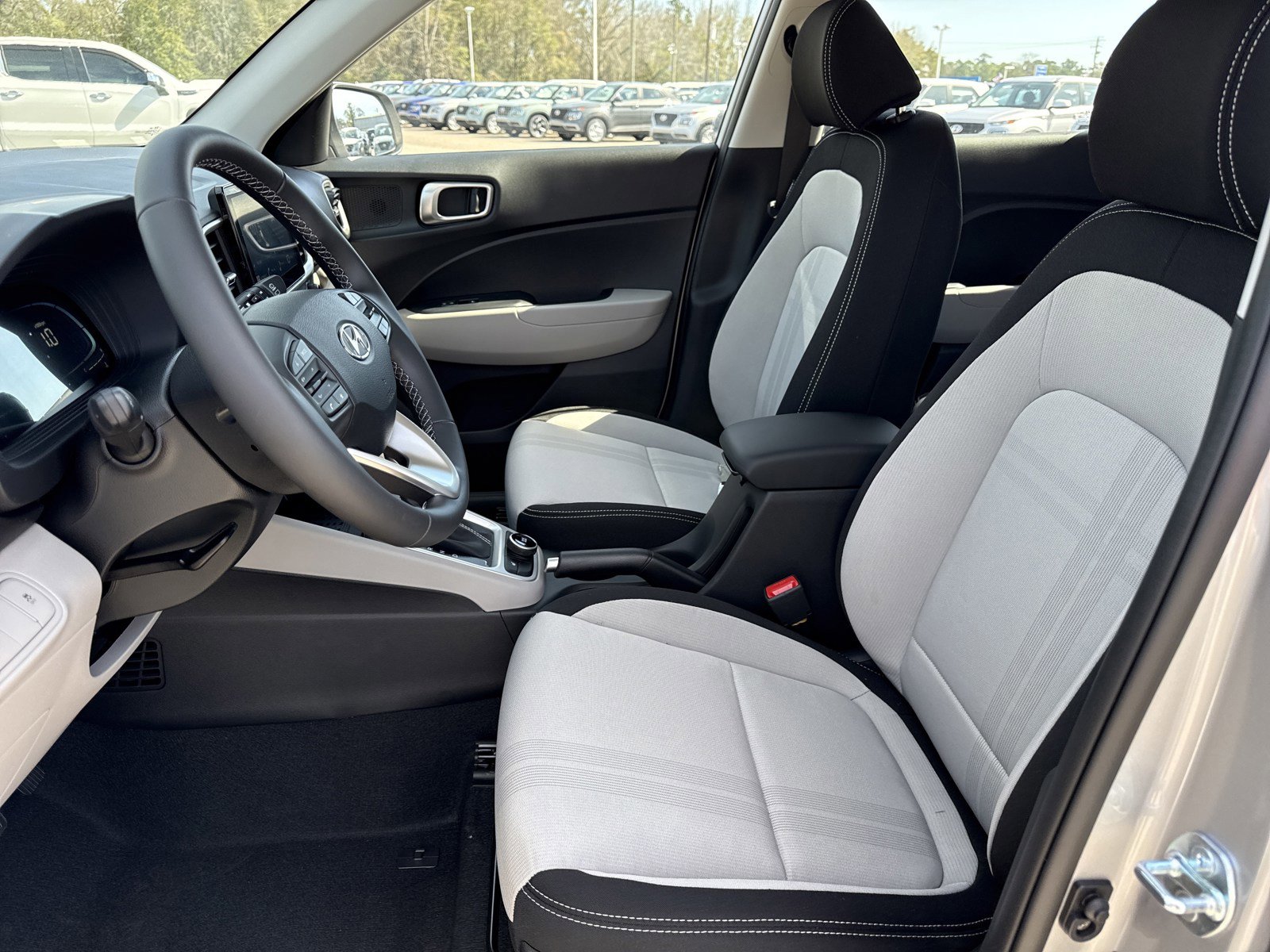 New 2026 Hyundai Venue SEL image 10