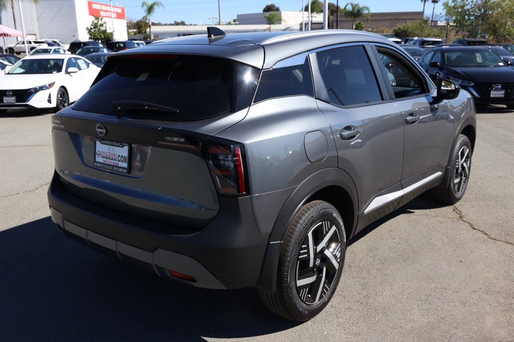 New 2026 Nissan Kicks SV image 4