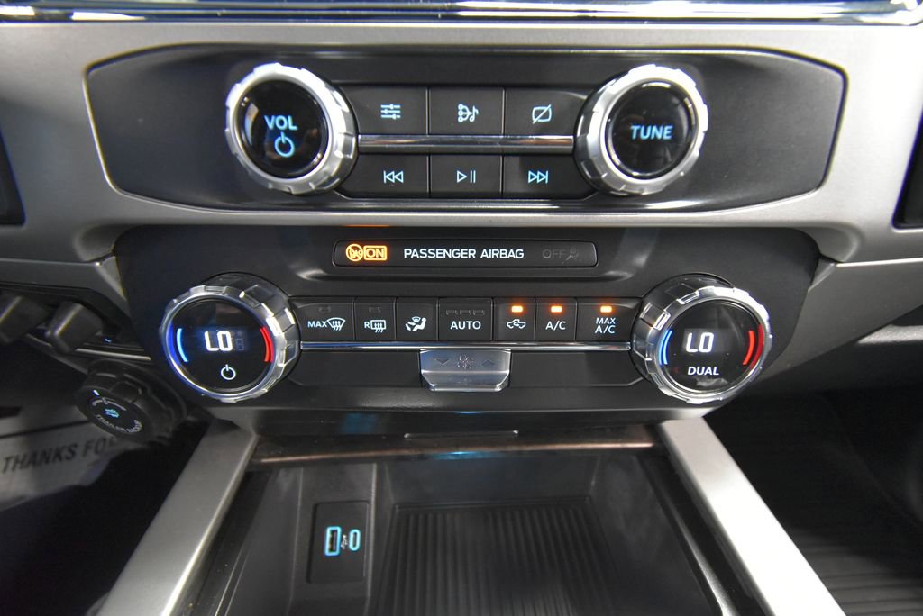 Used 2022 Ford F250 Lariat image 16