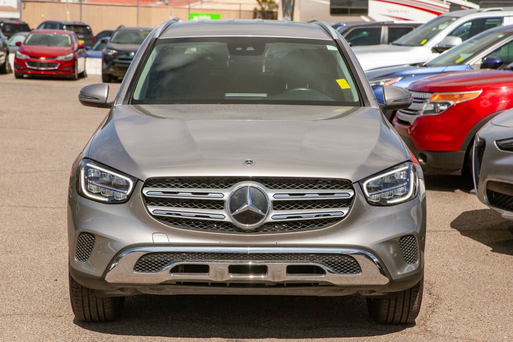 Used 2022 Mercedes-Benz GLC 300 image 3