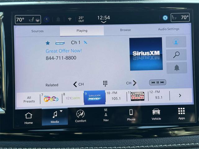 Used 2024 Chrysler Pacifica Limited image 25