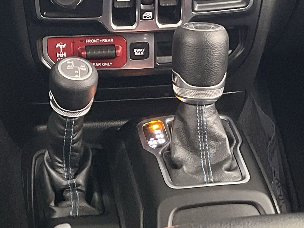 Used 2023 Jeep Wrangler Unlimited Rubicon 4xe AWD/4WD image 20